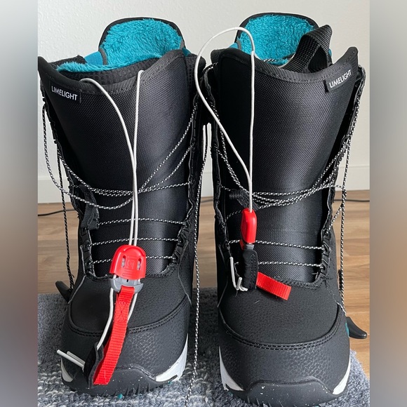 PRICE DROPPED Burton NWOT Women’s Black Limelight Imprint 2 Snowbrd Boot - Picture 4 of 9
